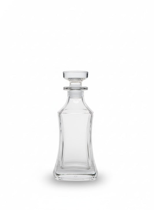 Klassisches Clearflakon 150 ml – Showroom – leerer Parfumflakon aus Glas – Ansicht 2 | Fragrance Hub Germany